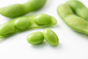 枝豆　白背景イメージ