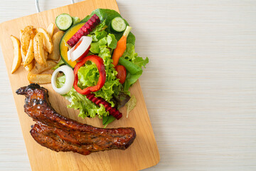 barbecue pork spare ribs with vegetables