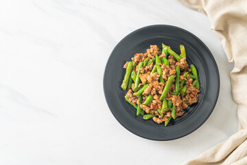 stir-fried french bean or green bean with minced pork