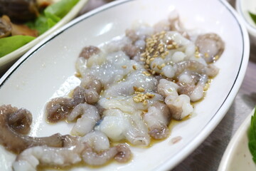 small octopus food