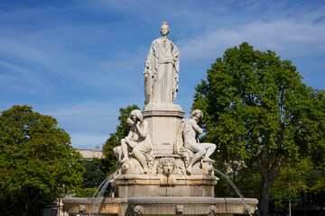 Fototapeta na wymiar Famous fountain in Nimes, France