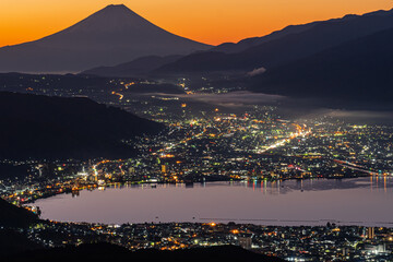 夕焼けの街と富士山 / Sunset city and Mount Fuji