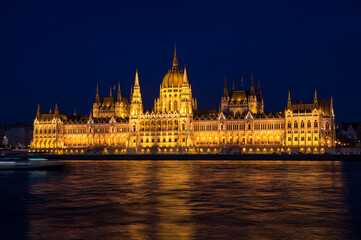 Fototapeta premium The Hungarian Parliament Building in Budapest