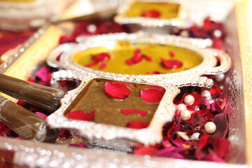 Ubtan prepared for use on the Bride's and Groom faces. Natural ingredients and traditional medicine in skin care. Organic natural skin care. Healing Pack For Skin Allergies.