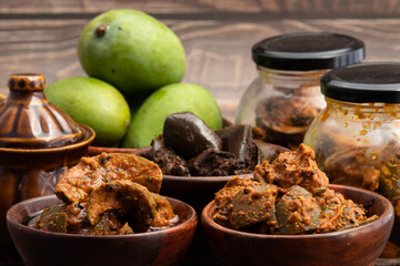 Mango Pickle Also Called Aam Ka Achar, Organic Dry Kachi Keri Achaar, Masaledar Sookha Kairi Made Of Kacha Raw Green Sliced Mangoes Mixed Marinated With Ghani Sarson Tel, Masala, Spices, Mustard Oil