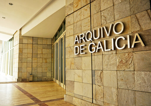 Archivo de Galicia (Arquivo de Galicia) en la Ciudad de la Cultura de Galicia, diseñada por el arquitecto Peter Eisenman. Santiago de Compostela, Galicia, España