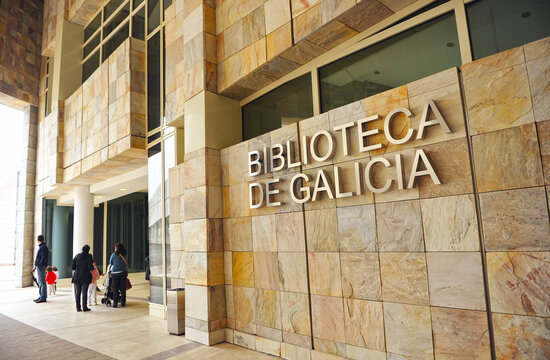 Biblioteca de Galicia en la Ciudad de la Cultura de Galicia, diseñada por el arquitecto Peter Eisenman. Santiago de Compostela, Galicia, España
