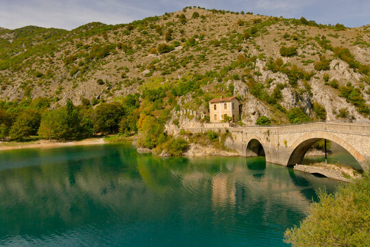 Gole del Saggitario. Abruzzo, Italy