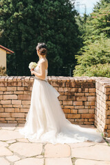 ドレスを着た女性