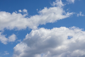 Fototapeta premium Beautiful white clouds on blue sky