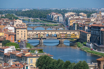 Fototapeta na wymiar Beautiful Florence famous bridge Ponte Vecchio