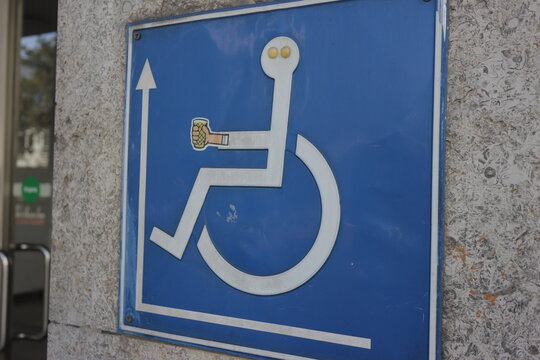 Disabled Streetart