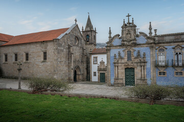 Fototapeta na wymiar Church of St. Francis at Largo de Sao Francisco - Guimaraes, Portugal
