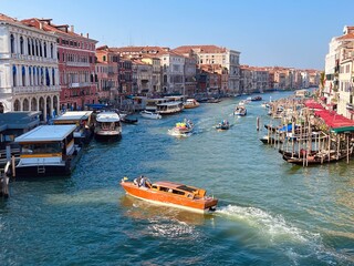 Grand Canal panorama near the Rialto bridge, Venice, Italy