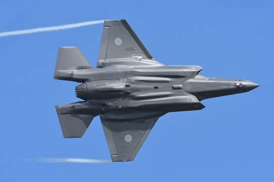 航空自衛隊 F-35A ステルス多用途戦闘機