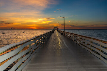 Fototapeta premium Sunrise Ballast Point pier Tampa Florida