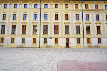 Fototapeta na wymiar Detail of the old building in Vienna