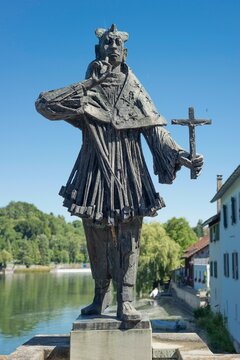 Modern bronze sculpture of Saint Nepomuk, bridge saint, by Emilio Stanzani, 1961, Rheinbruecke Rheinau-Altenburg,, Rheinau, Zurich, Switzerland, Europe
