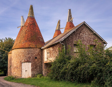 Ightham Mote Oast Farmhouse In The Kent Countryside South East England UK