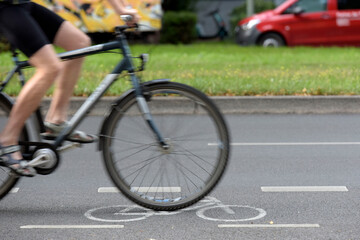 Fototapeta na wymiar Bicyclist in Berlin