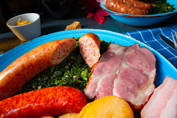 delicious oldenburger green cabbage with Pinkel sausage
