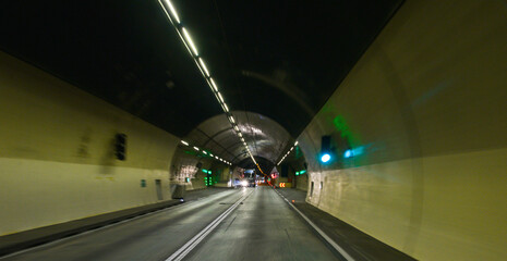 Dalaaser Tunnel auf der Arlberger Schnellstraße S16 in Vorarlberg/Österreich