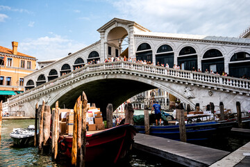 pont du rialto Venise - obrazy, fototapety, plakaty