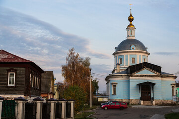 Fototapeta na wymiar White orthodox church in Kolomna town, Moscow region, Russia