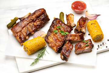 Grilled ribs with barbecue sauce and ketchup	