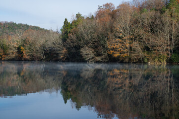 千丈寺湖（兵庫県）の夜明け