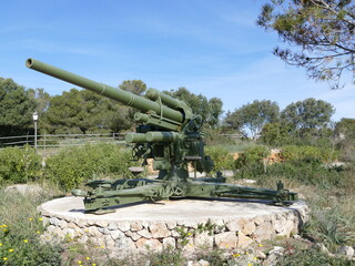 8.8 anti aircraft gun in the park of Castel Sant Carles Military Museum, Palma, Mallorca, Balearic Islands, Spain