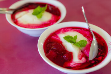 Iced prickly pear tofu pudding