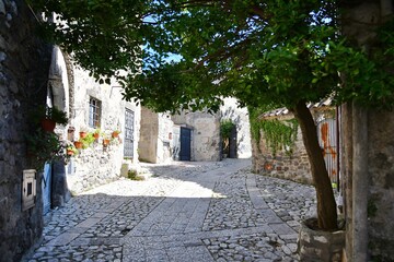 Obraz premium A narrow street in Caserta, an old town in Campania, Italy.