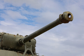 barrel of the cannon used in World War II during the Normandy landings in DDAY