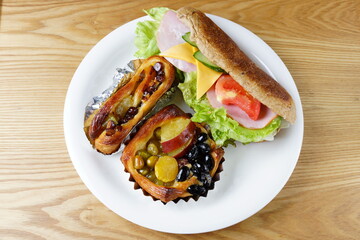 サンドイッチ　デニッシュパン