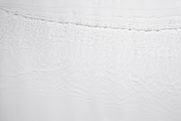 白背景の波紋水紋デザイン