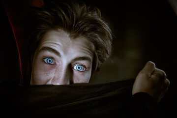 blue eyes of a vampire