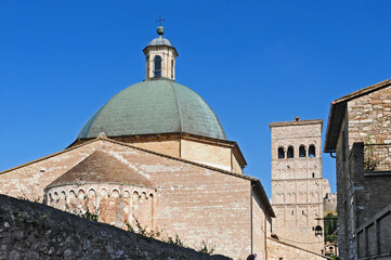 Fototapeta na wymiar Assisi, il Duomo