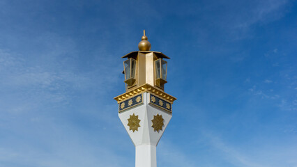 Obraz premium Baiturrahman grand mosque tower located in Banda Aceh, Indoenesia