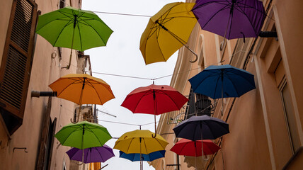 Fototapeta na wymiar colorful umbrellas in the market
