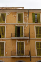 Edificios plaza Mayor de Palma, Mallorca. 