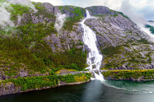 The waterfal and highway