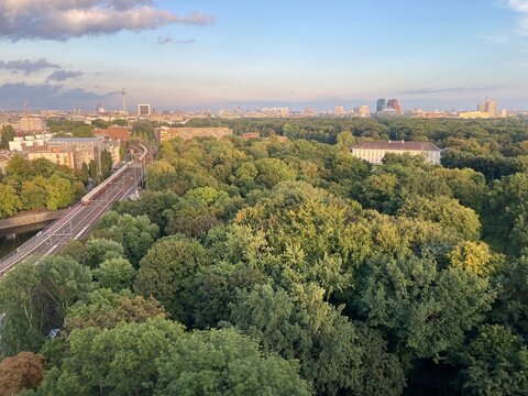 Berlin Tiergarten Und Bellevue