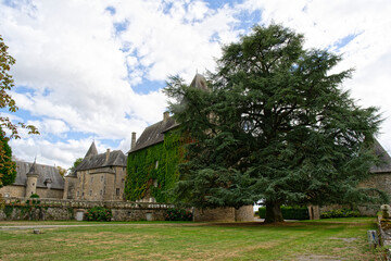 Fototapeta na wymiar Château de Pompadour