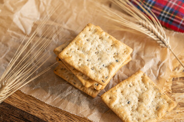 雑穀クラッカー