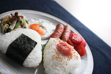 おにぎりプレート
