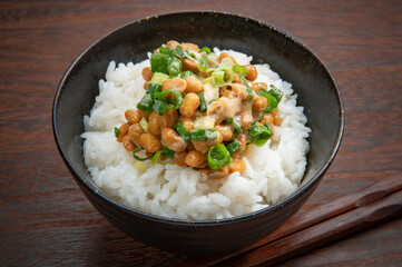 日本の伝統和食、納豆