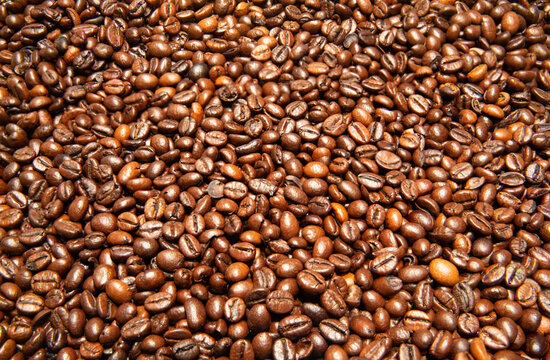 coffee beans background © hans