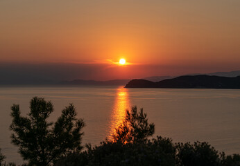 Fototapeta na wymiar Beautiful sunset in Thassos, Greece