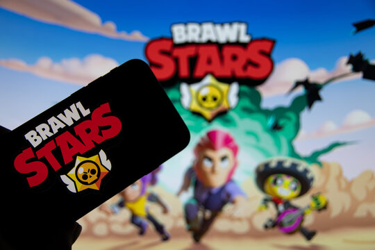 Rheinbach, German  4 November 2021,  The brand logo of the strategy game "Brawl Stars" on the screen of a smartphone (focus on the brand logo)